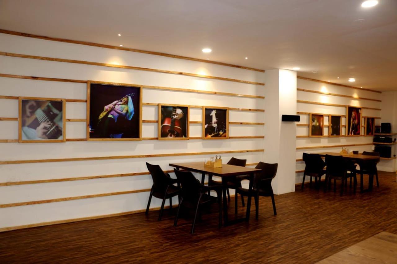 Hotel Green Field Satara Luaran gambar