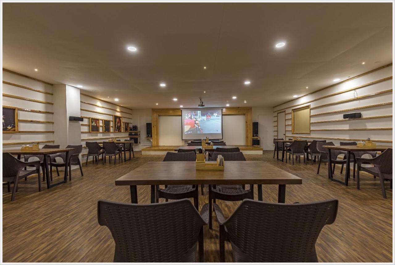 Hotel Green Field Satara Luaran gambar